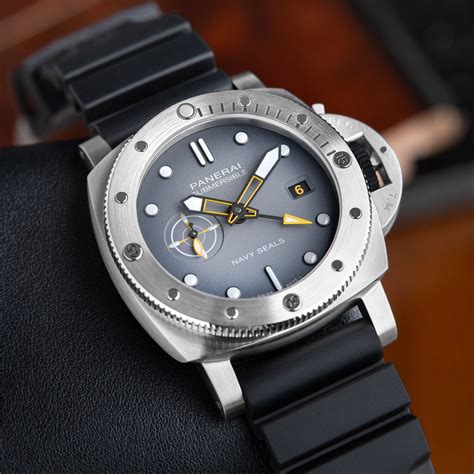 how to use gmt panerai|luminor panerai gmt price.